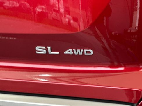 Used 2024 Nissan Pathfinder SL image 27