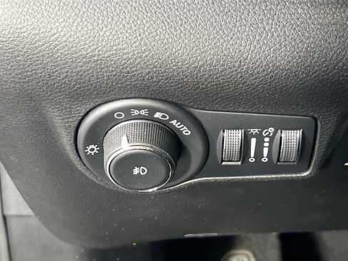 Used 2022 Jeep Compass Limited AWD/4WD image 10