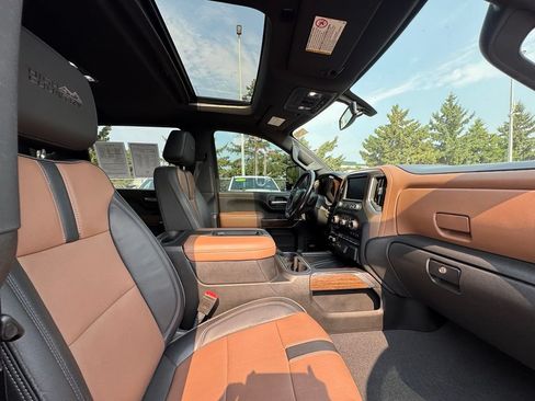 Used 2022 Chevrolet Silverado 2500 High Country AWD/4WD image 39