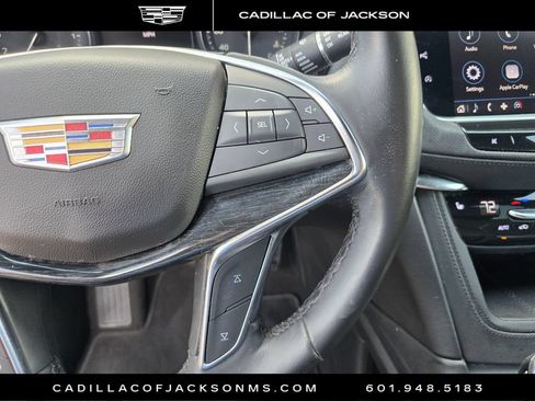 Used 2020 Cadillac XT5 Premium Luxury FWD image 18