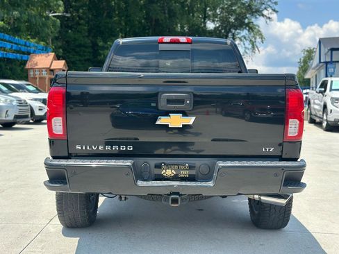 Used 2017 Chevrolet Silverado 1500 LTZ Z71 w/ LTZ Plus Package AWD/4WD image 6