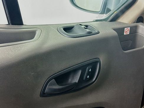 Certified 2020 Ford Transit 250 Low Roof image 17