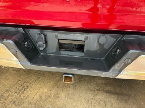 Used 2021 Ford F150 XLT w/ Equipment Group 302A High AWD/4WD image 8
