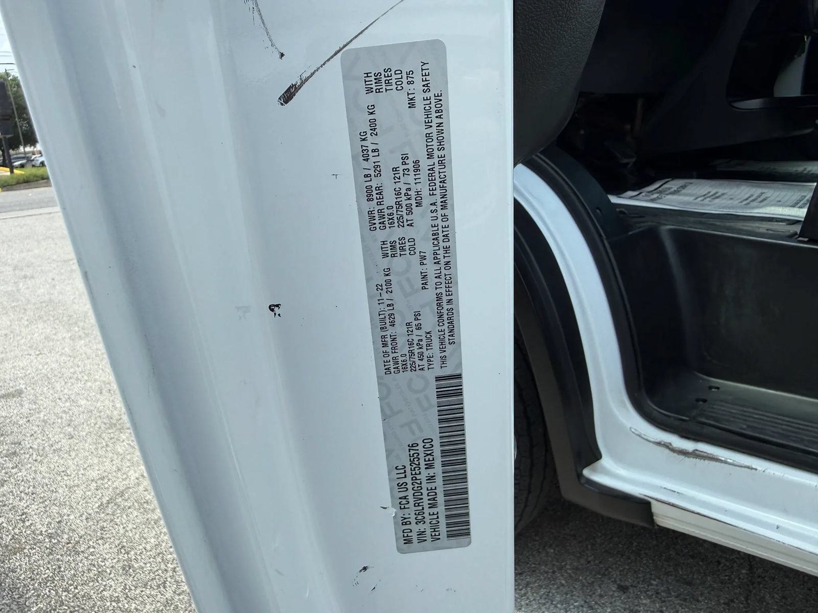 Used 2023 RAM ProMaster 2500 FWD image 13