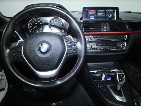 Used 2020 BMW 230i xDrive Convertible AWD/4WD image 31