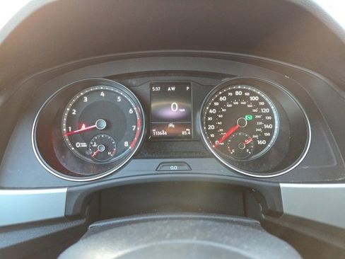 Used 2021 Volkswagen Atlas SE image 12