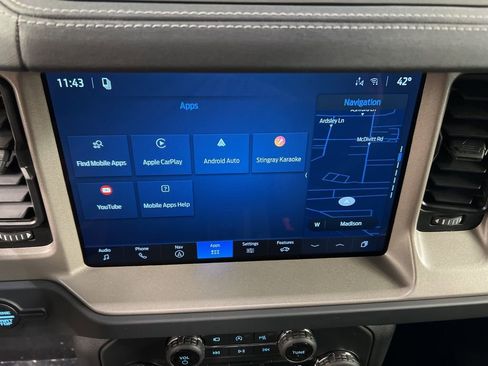 New 2026 Ford Bronco Outer Banks image 9