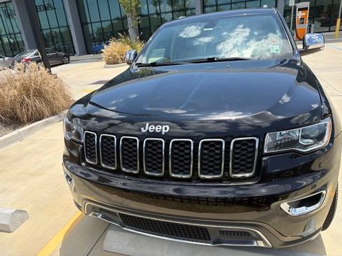 Used 2021 Jeep Grand Cherokee Limited RWD image 2