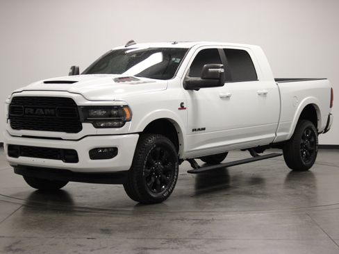 Used 2024 RAM 2500 Limited AWD/4WD image 4