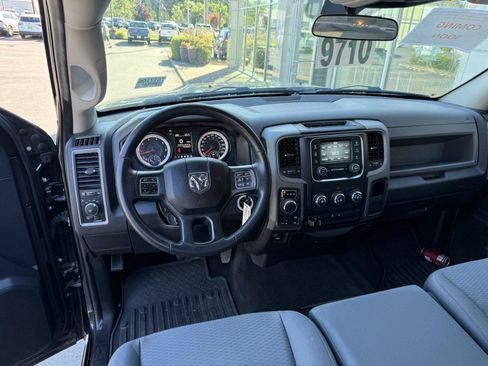 Used 2017 RAM 1500 Express w/ Express Value Package AWD/4WD image 13
