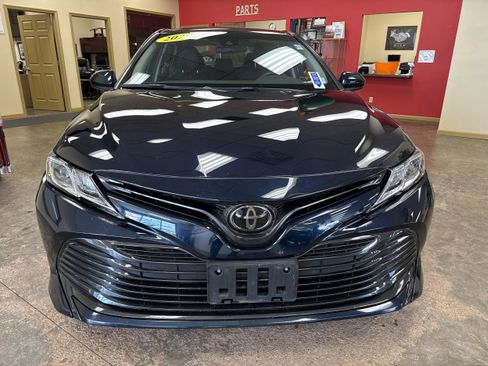 Certified 2020 Toyota Camry LE image 2