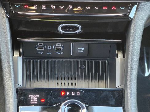 New 2026 Jeep Grand Cherokee L Limited AWD/4WD image 33