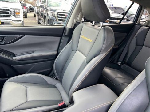 Used 2021 Subaru Crosstrek 2.5i Sport w/ Moonroof Package image 8