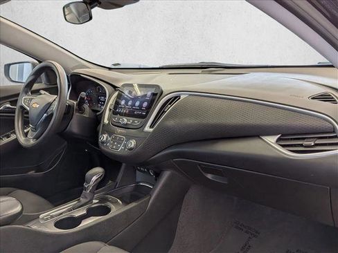 Used 2023 Chevrolet Malibu LT image 21