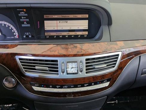 Used 2010 Mercedes-Benz S 550 image 14