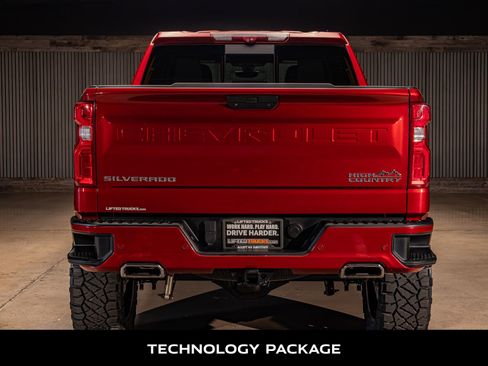 Used 2020 Chevrolet Silverado 1500 High Country w/ Technology Package image 8