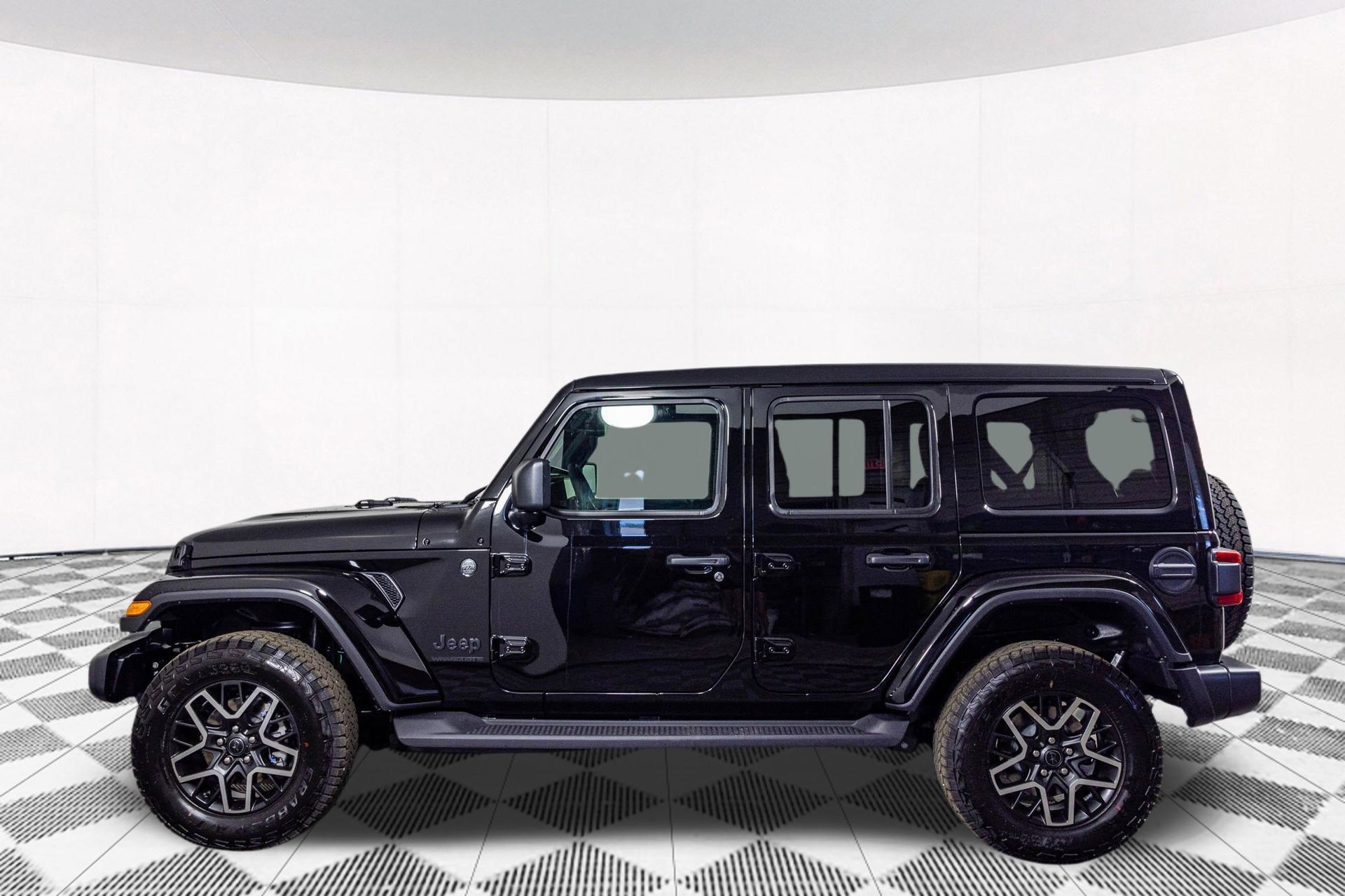 New 2027 Jeep Wrangler Unlimited Sahara AWD/4WD image 20