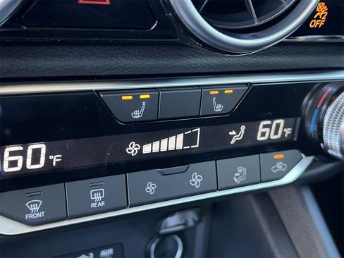 New 2025 Nissan Sentra SR image 12