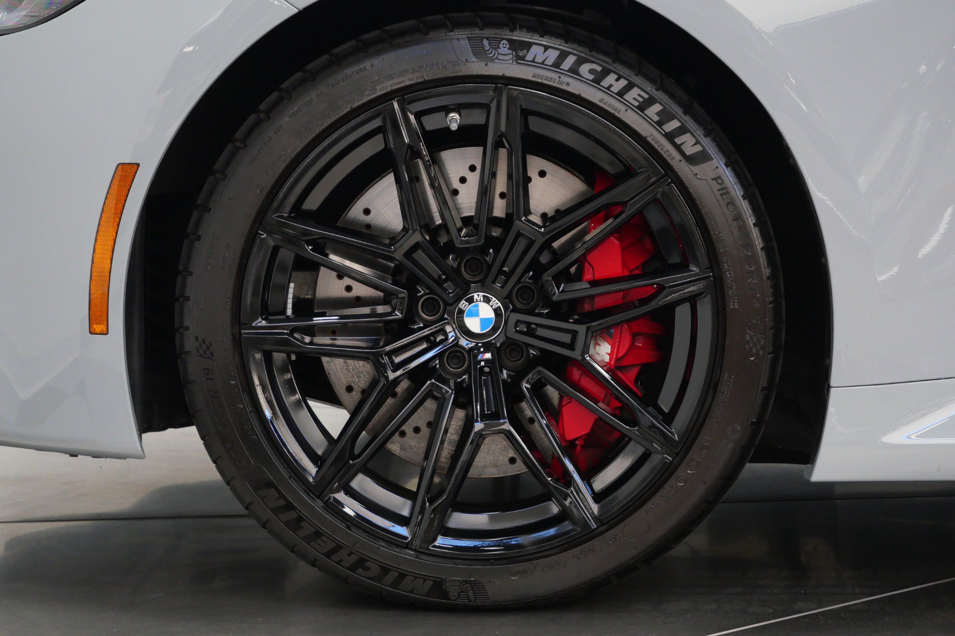 Used 2026 BMW M2 w/ Lighting Package RWD image 10