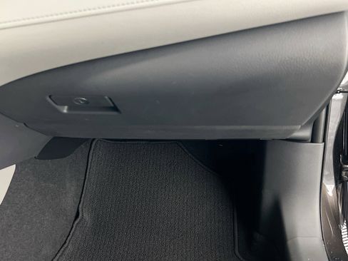Used 2020 Toyota Camry LE FWD image 34