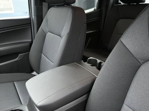 New 2026 Chevrolet Colorado W/T image 14