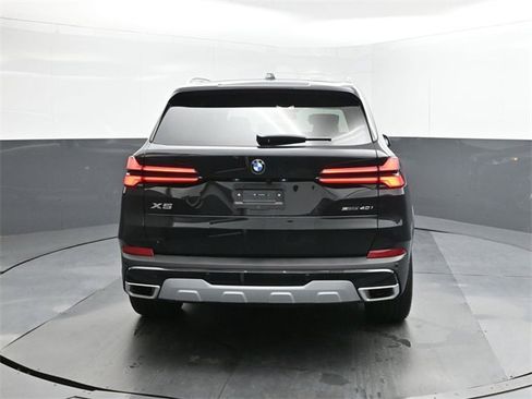 New 2026 BMW X5 sDrive40i w/ Climate Comfort Package image 11