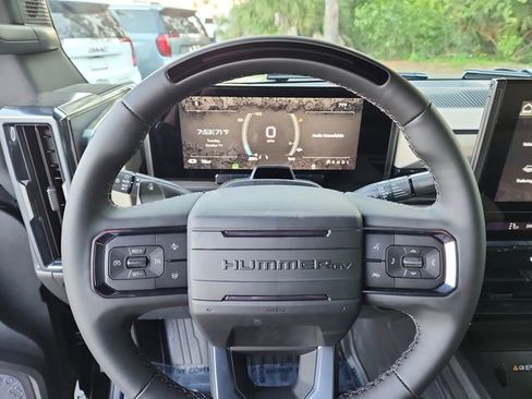 New 2026 GMC Hummer EV SUV image 22