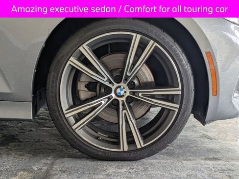Used 2023 BMW 330i Sedan w/ Premium Package RWD image 11