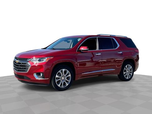 Used 2020 Chevrolet Traverse Premier image 1