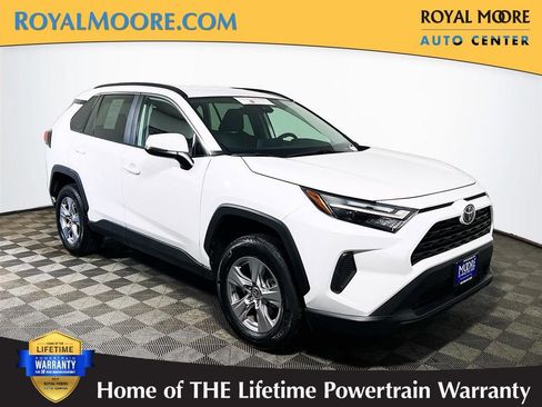 Certified 2025 Toyota RAV4 XLE AWD/4WD image 1