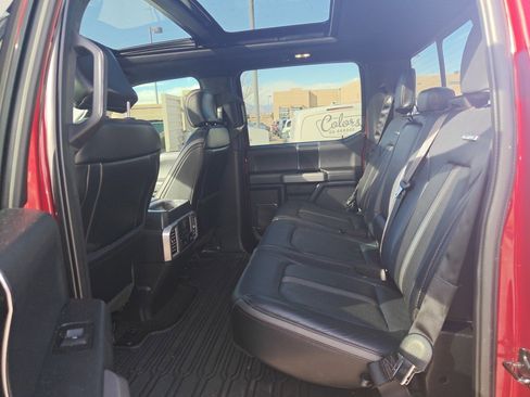 Used 2019 Ford F150 Platinum w/ Equipment Group 701A Luxury image 32