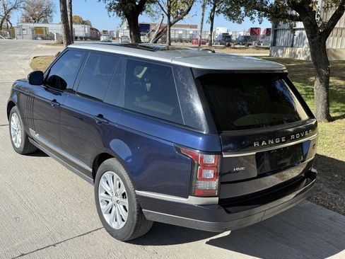Used 2014 Land Rover Range Rover HSE image 7