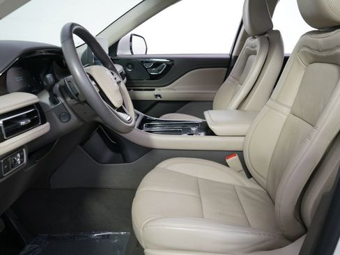 Used 2021 Lincoln Aviator Reserve w/ Equipment Group 208A AWD/4WD image 13