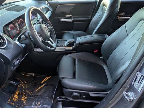 Used 2022 Mercedes-Benz GLB 250 image 15