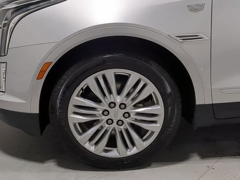 Used 2019 Cadillac XT5 Premium Luxury image 17