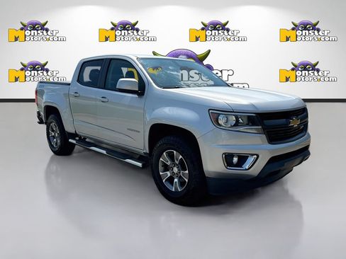 Used 2019 Chevrolet Colorado Z71 AWD/4WD image 3