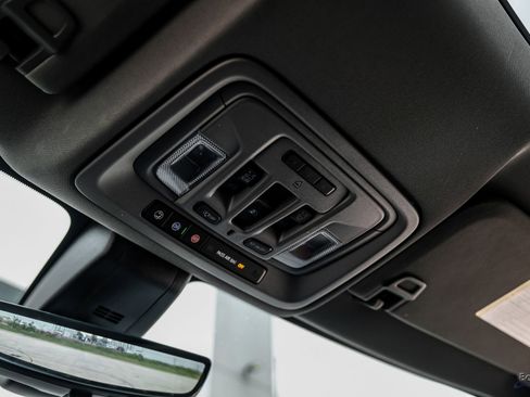 Used 2021 GMC Sierra 1500 Denali w/ Denali Ultimate Package image 39