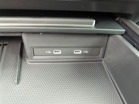 New 2026 Volkswagen Atlas SE image 38