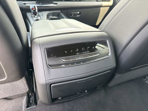 Used 2024 Cadillac Escalade Sport image 18