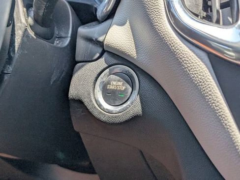 Used 2024 Chevrolet Equinox LS FWD image 25