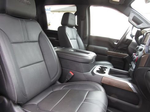 Used 2020 Chevrolet Silverado 3500 High Country w/ Z71 Off-Road Package AWD/4WD image 25