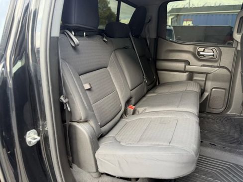 Used 2021 Chevrolet Silverado 1500 LT AWD/4WD image 17