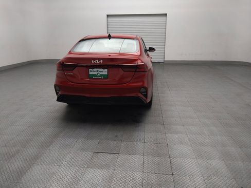 Used 2022 Kia Forte LXS FWD image 7