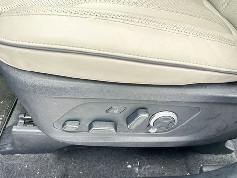 Used 2025 Hyundai Palisade Calligraphy AWD/4WD image 16