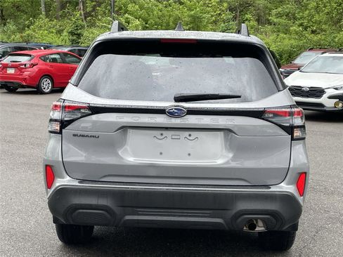 Certified 2025 Subaru Forester Premium AWD/4WD image 4