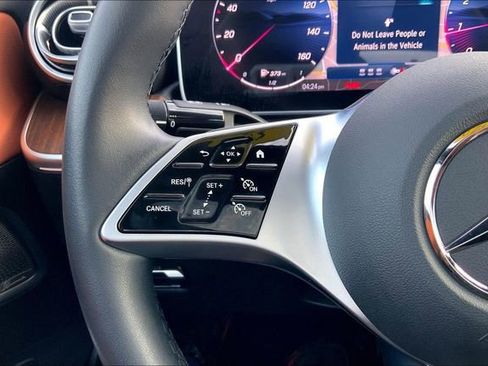 Used 2025 Mercedes-Benz C 300 4MATIC Sedan image 20