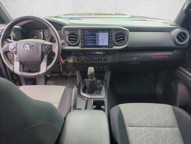 Used 2022 Toyota Tacoma TRD Sport w/ TRD Premium Sport Package AWD/4WD image 23