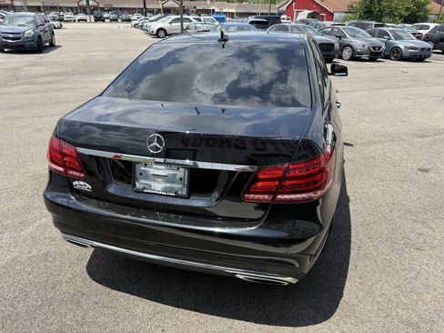 Used 2016 Mercedes-Benz E 350 4MATIC Sedan w/ Premium Package image 8