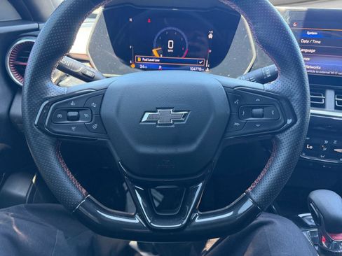 Used 2024 Chevrolet Trax RS w/ Driver Confidence Package FWD image 15