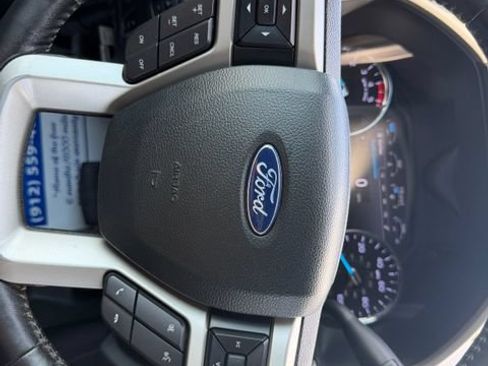 Used 2019 Ford F250 Lariat w/ Lariat Ultimate Package AWD/4WD image 21